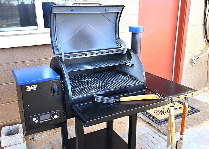 1bd, King, Brkfst, Large Tvs, Wd, Sleeps 4, Bbq Page