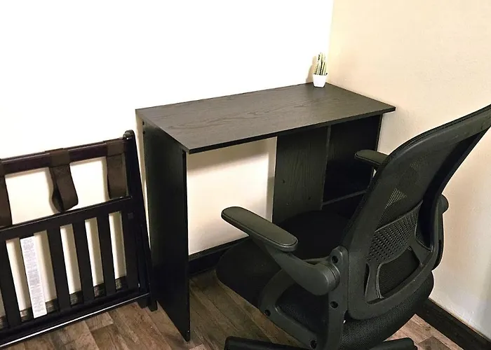 1bd, King, Brkfst, Large Tvs, Wd, Sleeps 4, Bbq Page