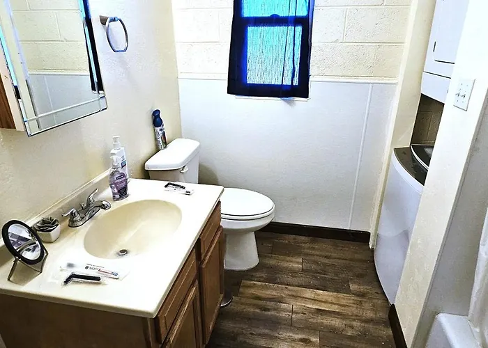 1bd, King, Brkfst, Large Tvs, Wd, Sleeps 4, Bbq Holiday home Page